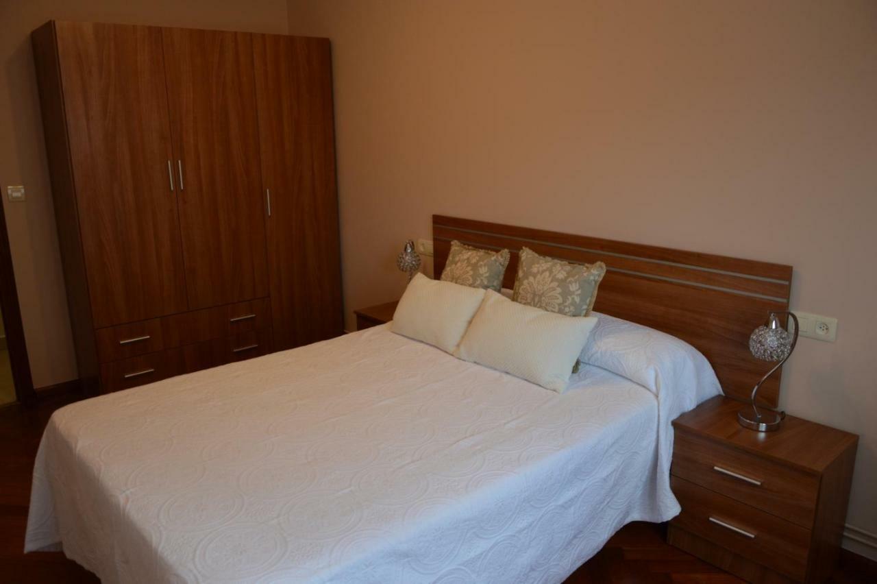 Ferienwohnung Piso Da Empegada Arzúa Exterior foto