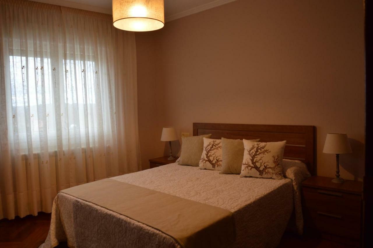Ferienwohnung Piso Da Empegada Arzúa Exterior foto